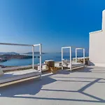 Seablue Villa *