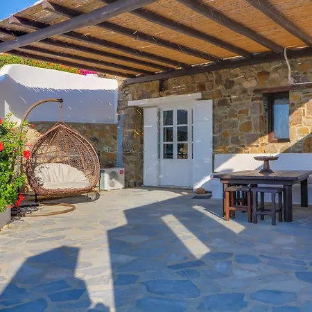 Seablue * Houlakia (Mykonos)