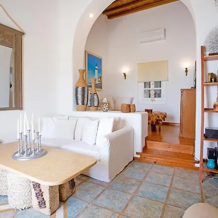 Seablue Houlakia (Mykonos)